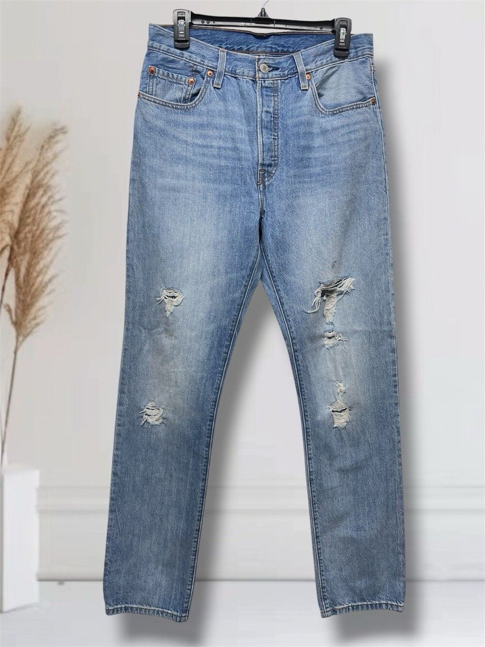 Levi's 501 High Rise Buttonfly Straight Leg Women's Size 29 Distressed Jeans